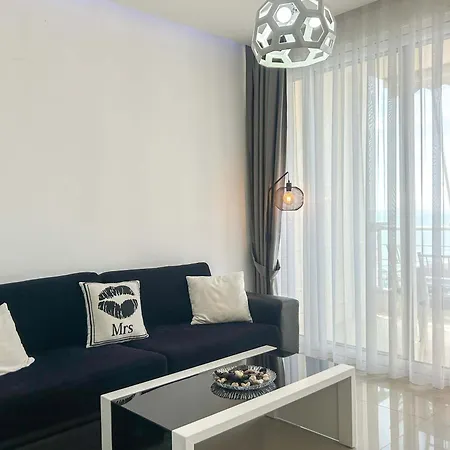 Shoreline דורס